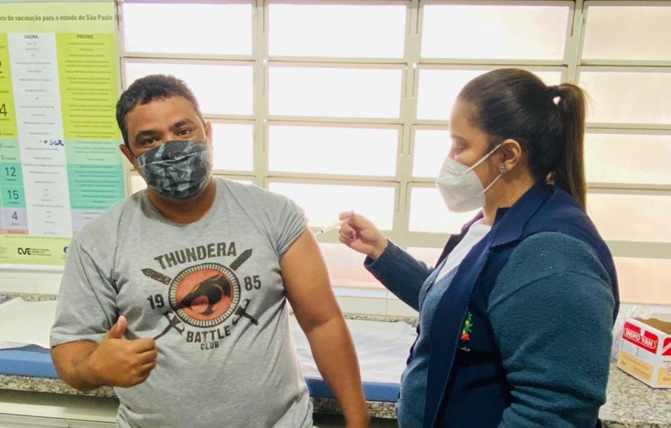 Pessoas de 40 a 42 anos começam a ser vacinadas em Aracanguá