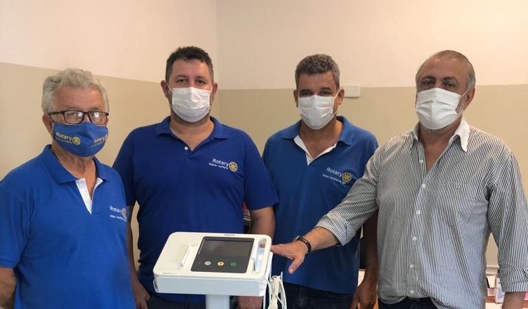 Rotary Club doa aparelho eletrocardiógrafo para a Santa Casa de Auriflama