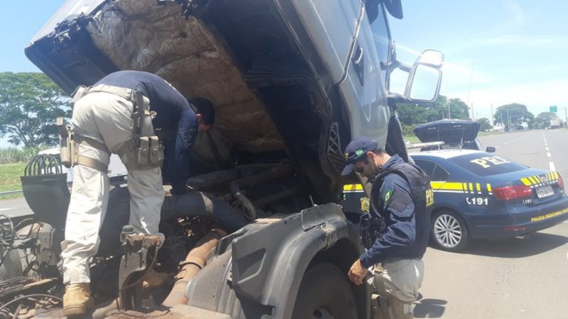 Recuperado caminhão, avaliado em R$ 500 mil, que foi roubado em 2021
