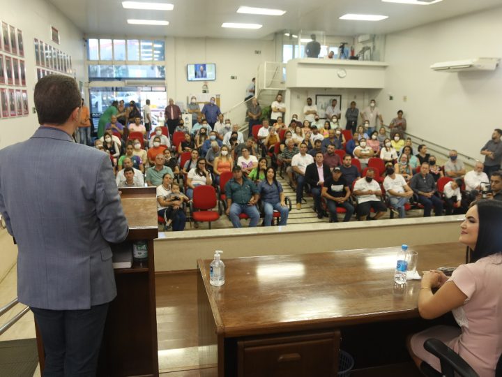 Itamar Borges recebe título de cidadão auriflamense