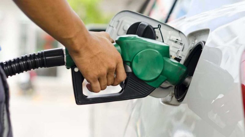 Petrobras anuncia redução de R$ 0,15 do preço da gasolina