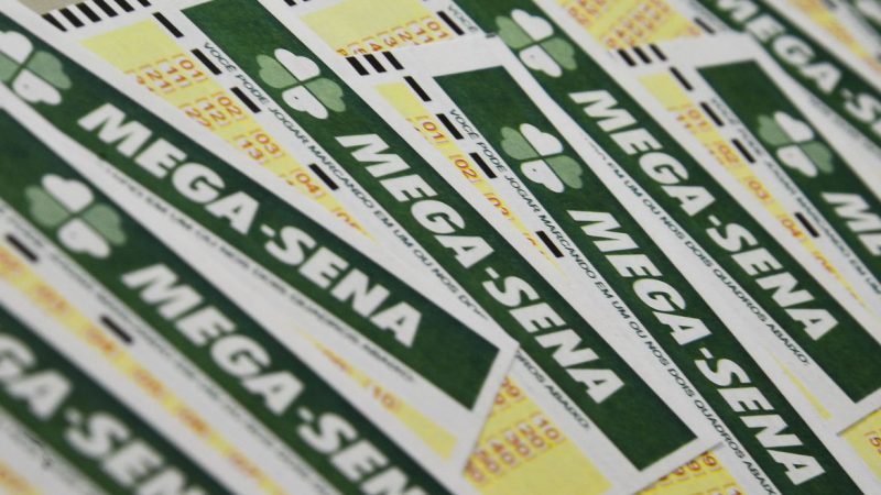 Mega-Sena sorteia nesta quarta prêmio acumulado em R$ 115 milhões