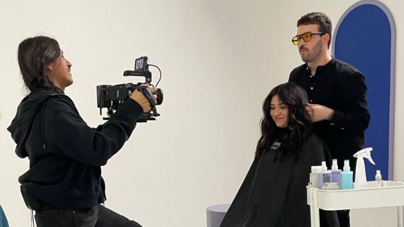 Auriflamense Rique Mano é vice-campeão de reality que elege o melhor cabeleireiro da América Latina